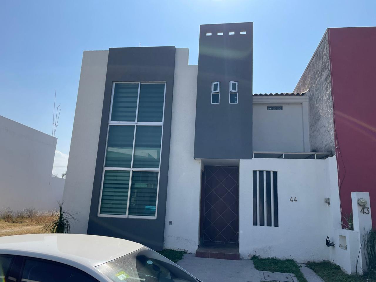 CASA EN VENTA EN CASA FUERTE